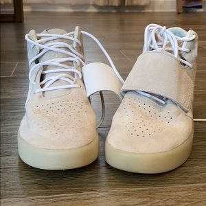 ADIDAS Tubular Tan and white Suede Sneaker
